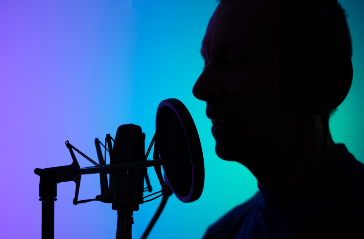 ¿Cómo dirigir una voz?